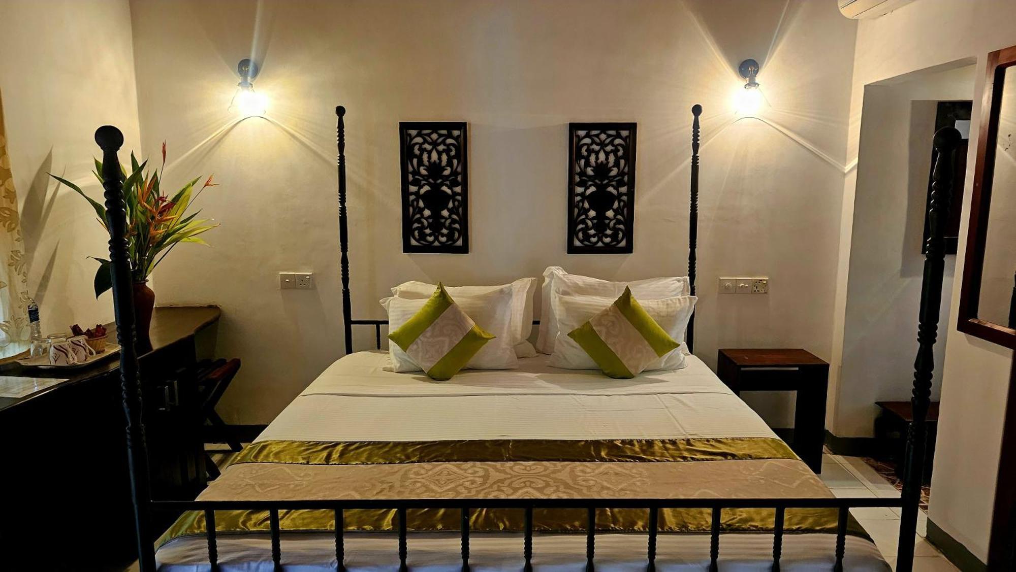 Nooit Gedacht Heritage Hotel Unawatuna Chambre photo