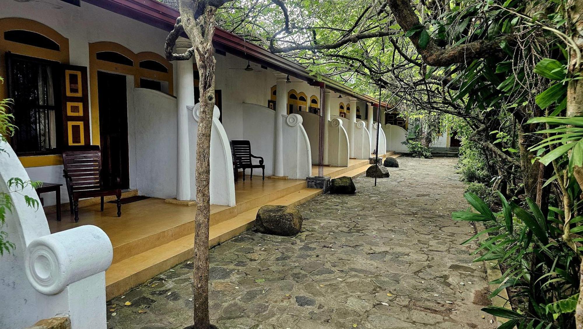 Nooit Gedacht Heritage Hotel Unawatuna Extérieur photo
